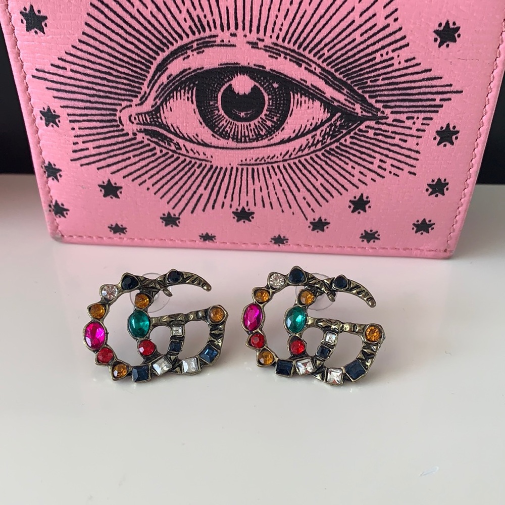 Adorable GG fashion earrings!